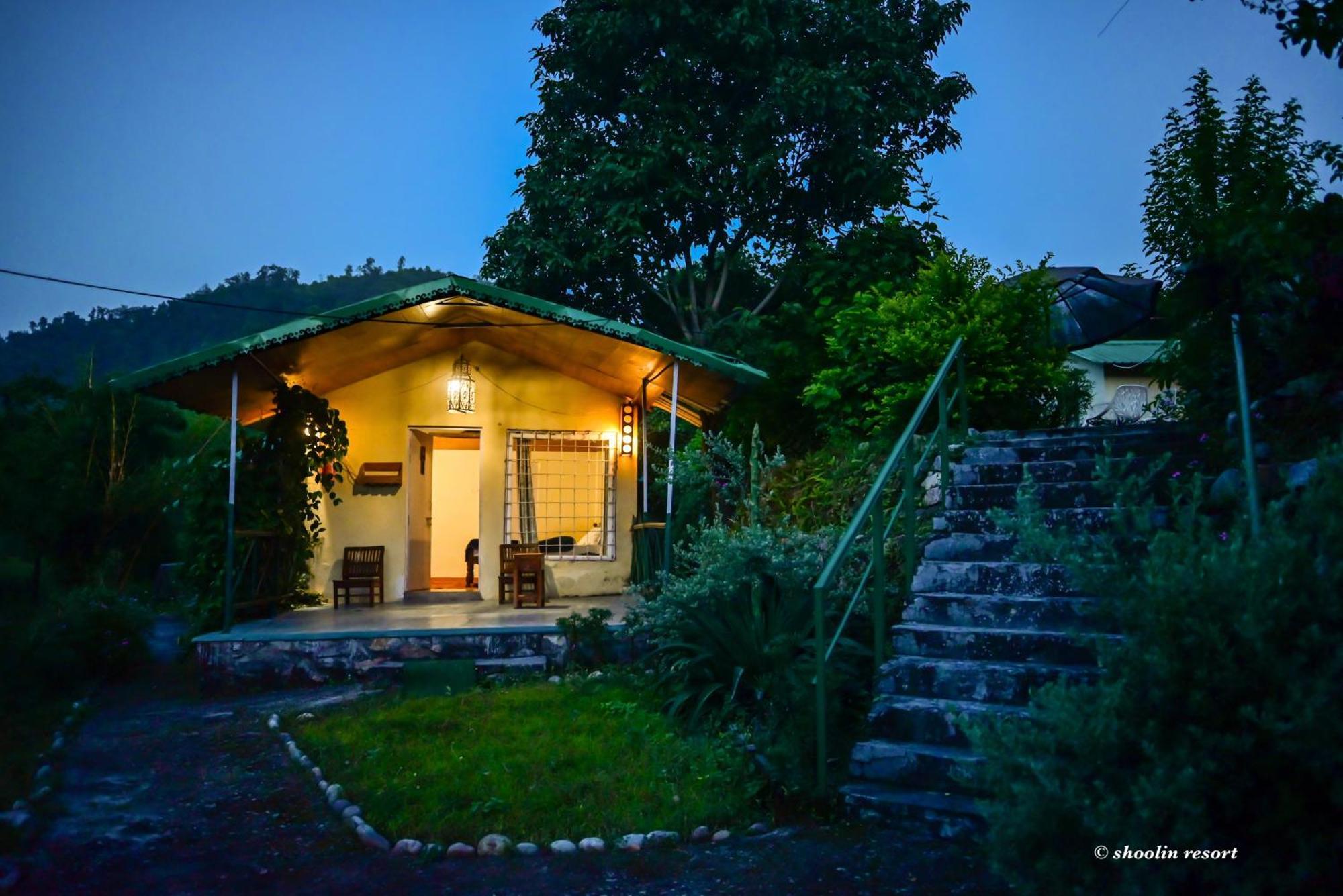 Shoolin Jungle Resort Rishīkesh Zewnętrze zdjęcie